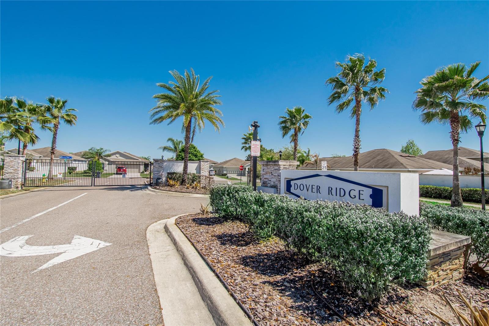 214 ENGLISH CHANNEL PL, DOVER, FL, 33527