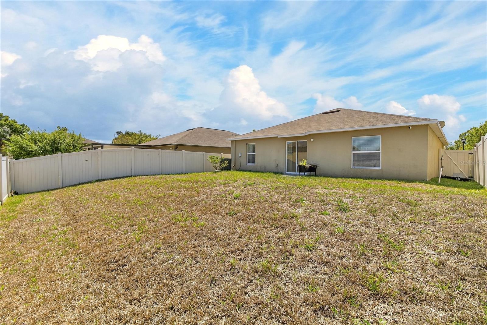 214 ENGLISH CHANNEL PL, DOVER, FL, 33527