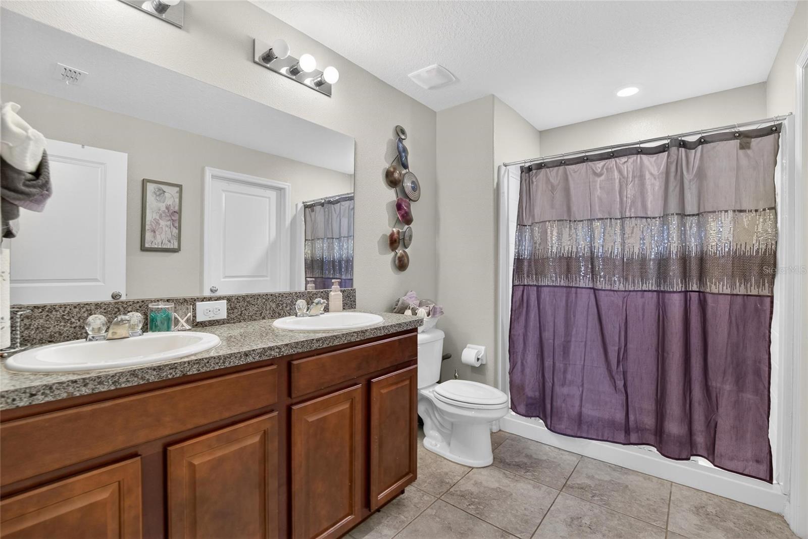 214 ENGLISH CHANNEL PL, DOVER, FL, 33527