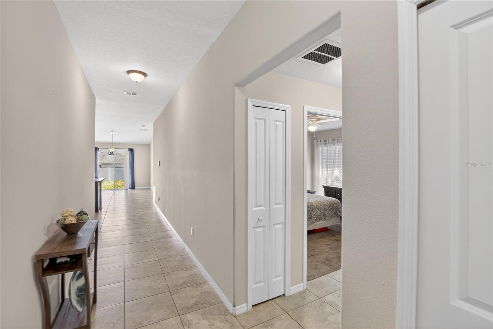 214 ENGLISH CHANNEL PL, DOVER, FL, 33527