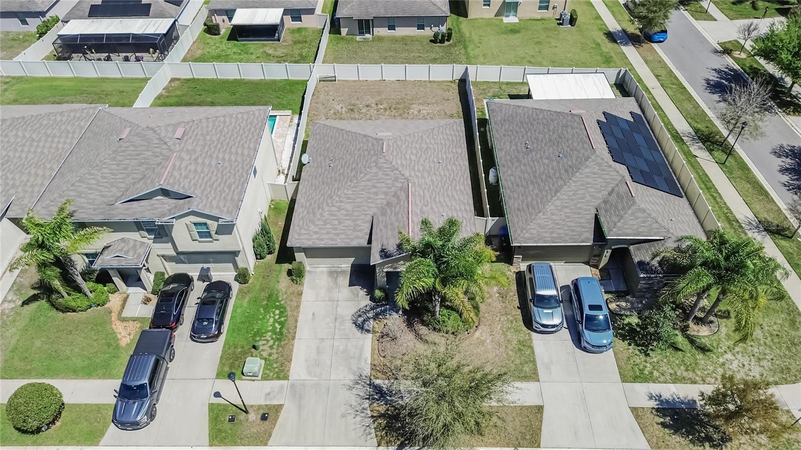 214 ENGLISH CHANNEL PL, DOVER, FL, 33527