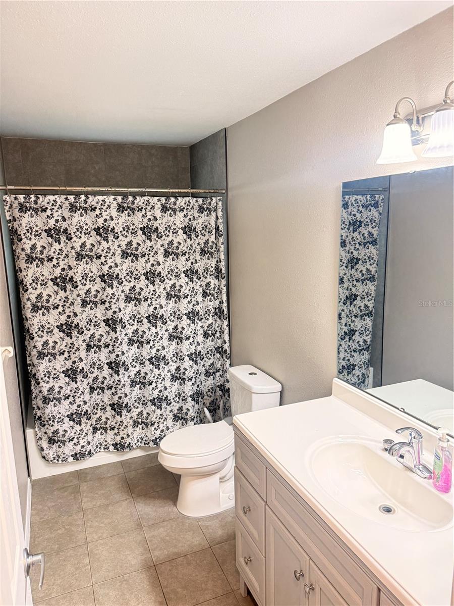 1016 GREENWOOD AVE, ORANGE CITY, FL, 32763