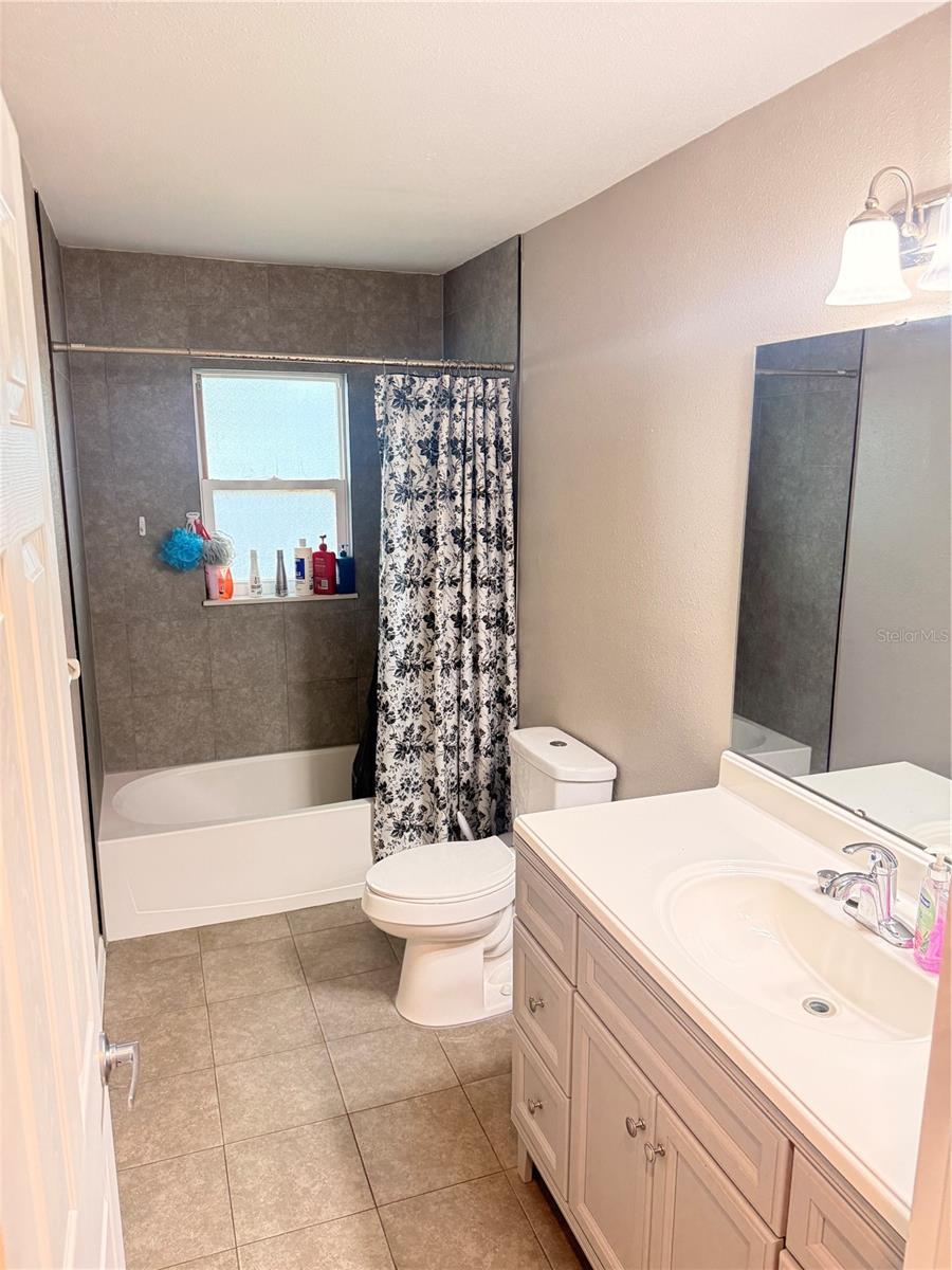 1016 GREENWOOD AVE, ORANGE CITY, FL, 32763