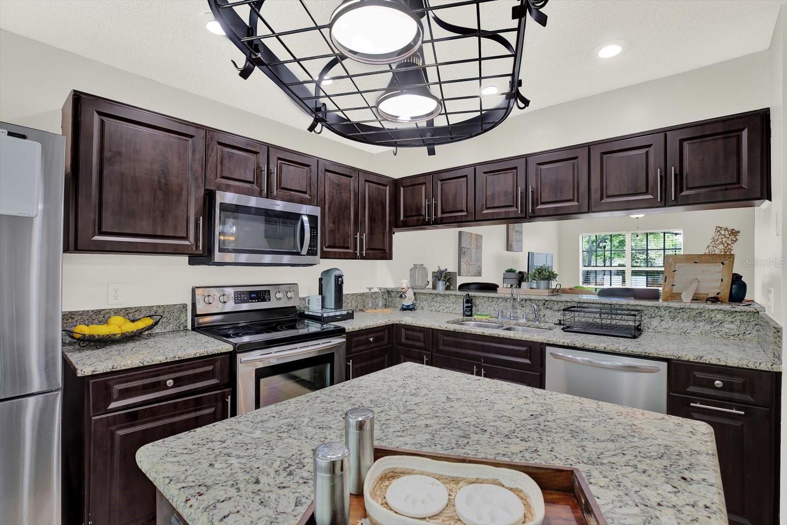 5844 RED CEDAR LN, TAMPA, FL, 33625
