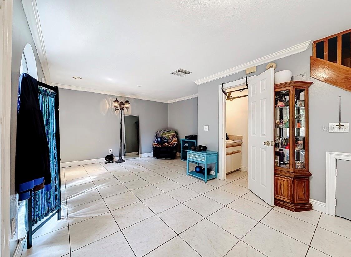 Half bath down stairs