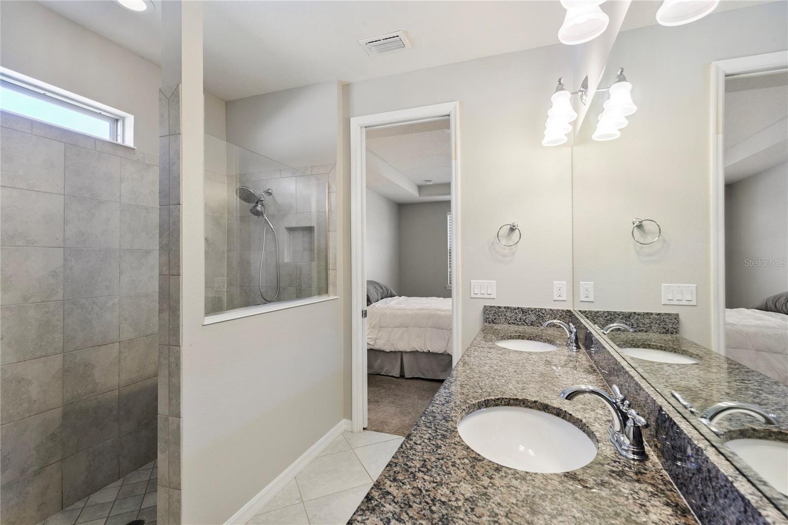 7966 OLIVE BROOK DR, WESLEY CHAPEL, FL, 33545
