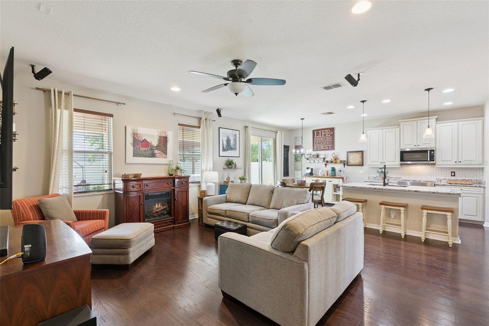 1128 WHITE WATER BAY DR, GROVELAND, FL, 34736