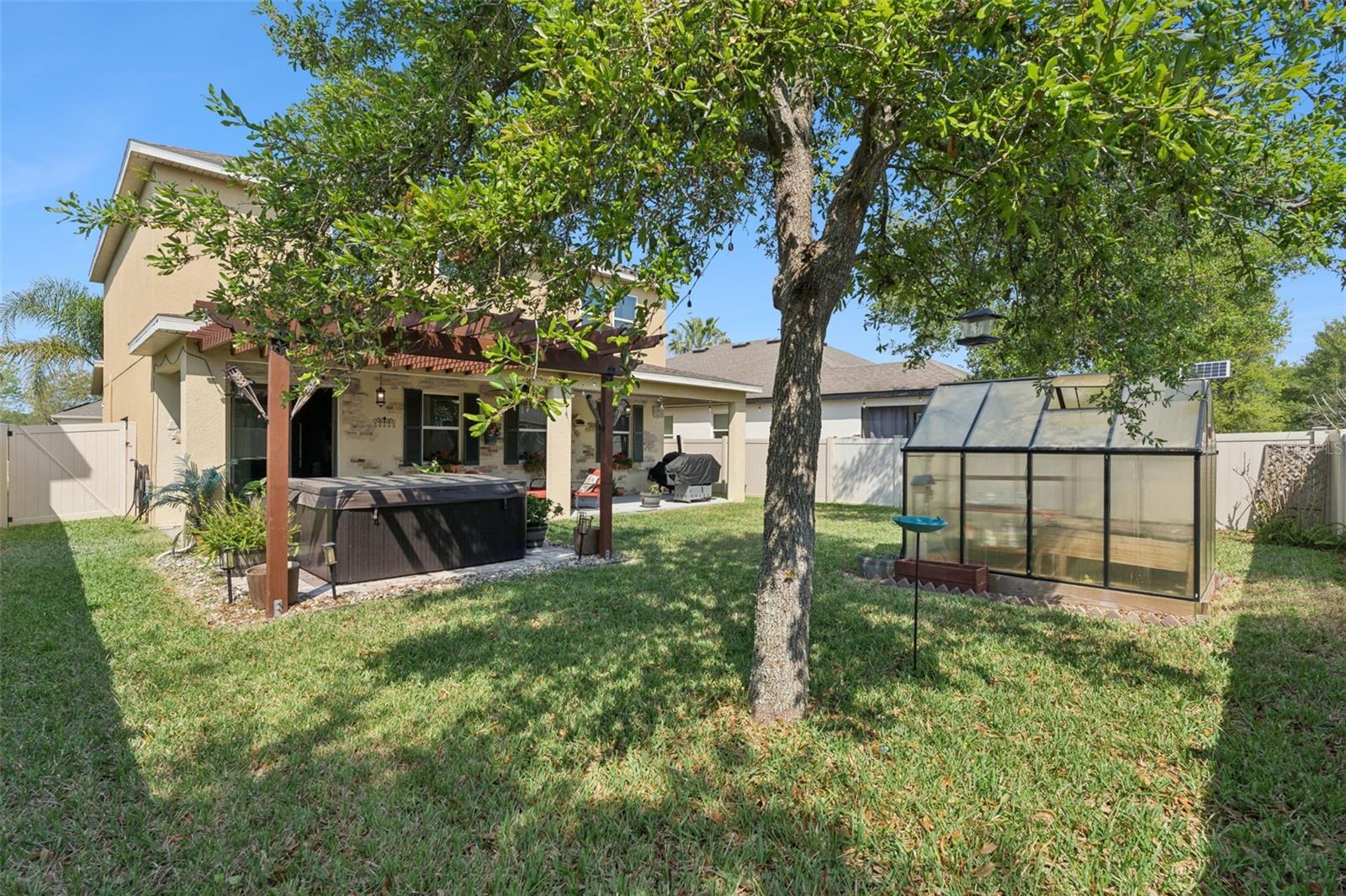 1128 WHITE WATER BAY DR, GROVELAND, FL, 34736