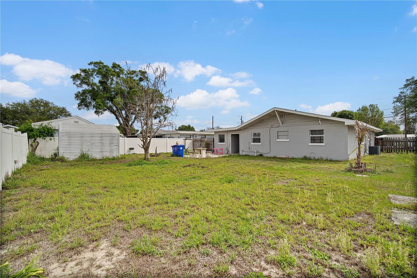 885 N 9TH ST, EAGLE LAKE, FL, 33839