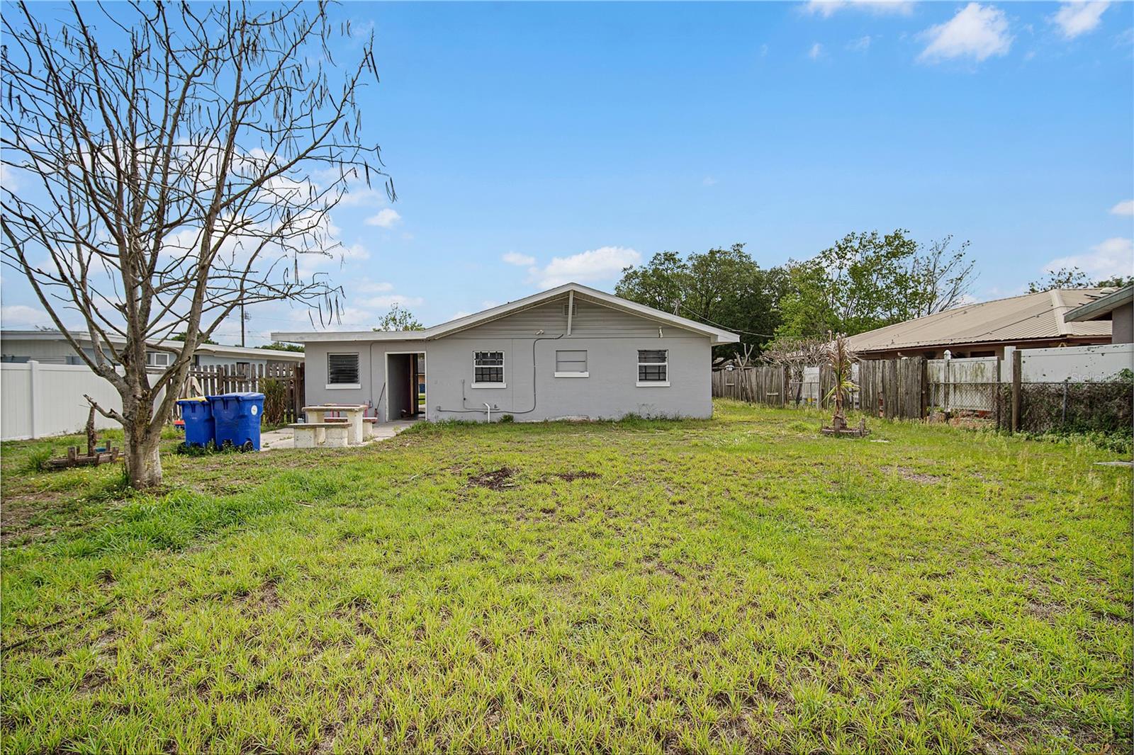 885 N 9TH ST, EAGLE LAKE, FL, 33839