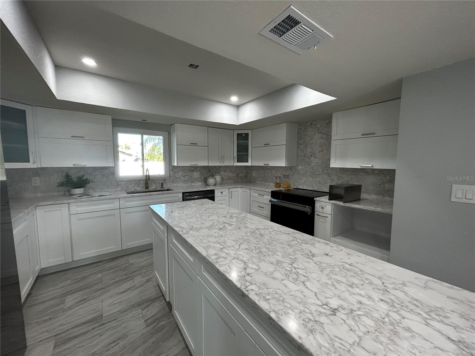 6370 CONNIEWOOD SQ, NEW PORT RICHEY, FL, 34653