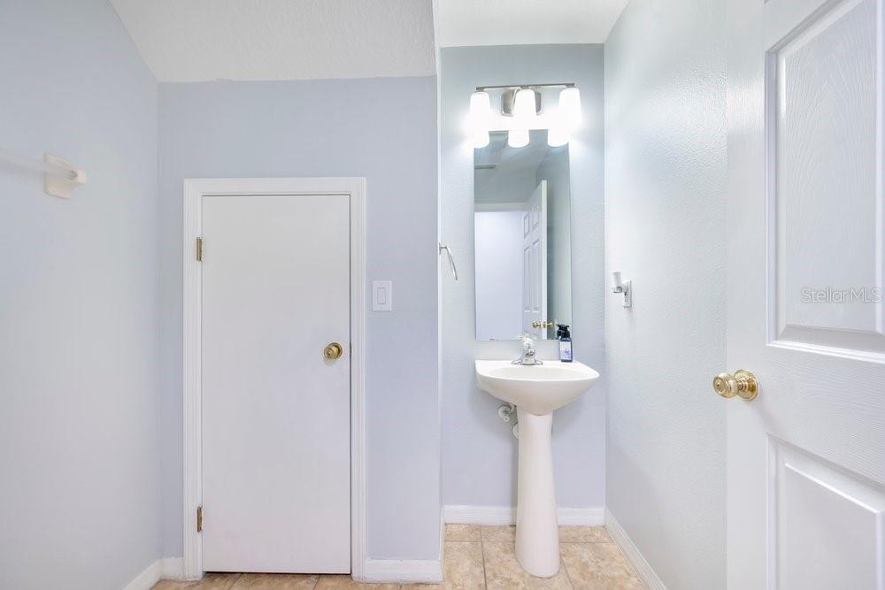 5434 RIVER ROCK RD, LAKELAND, FL, 33809