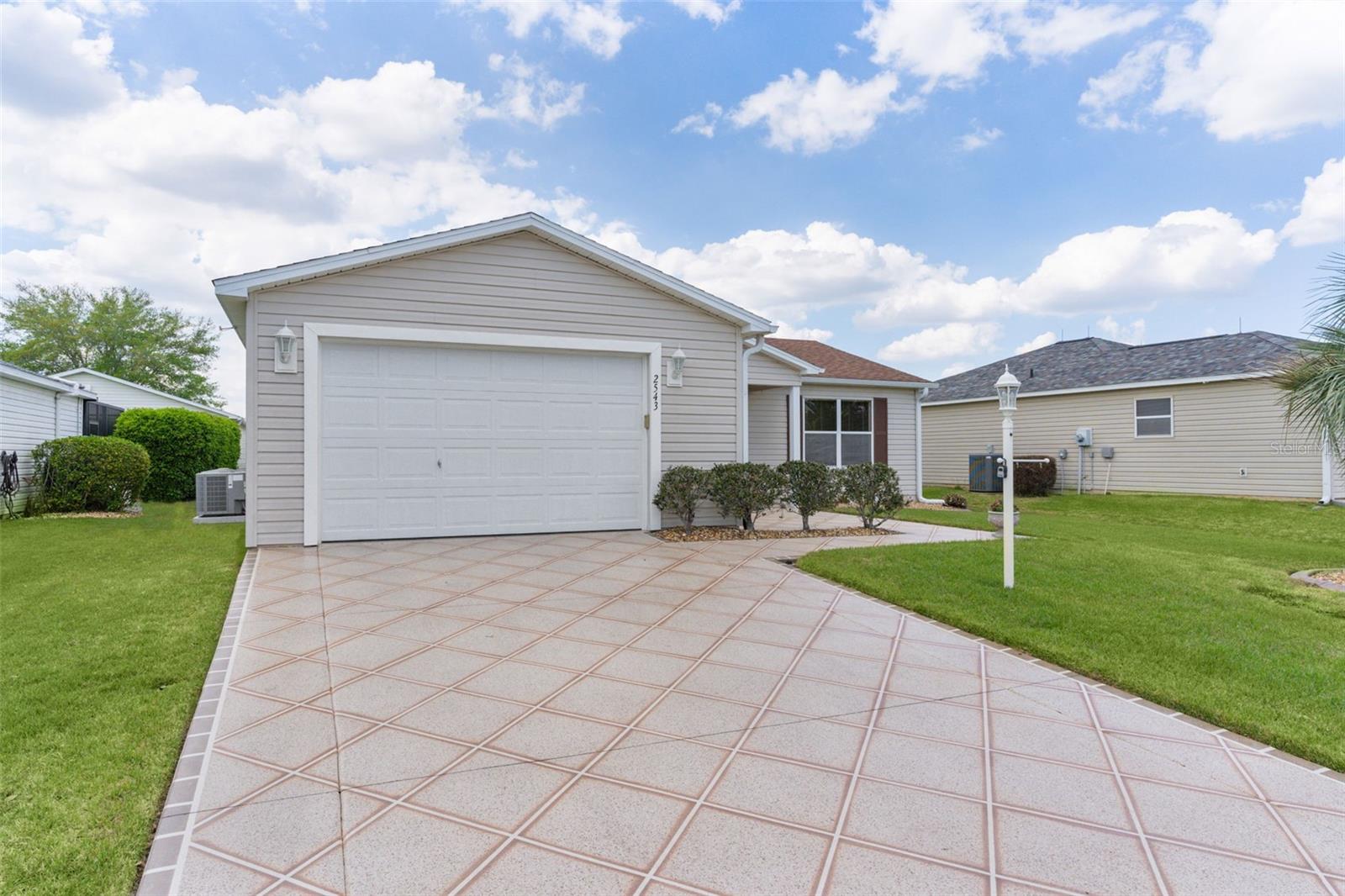 2543 RAINTREE DR, THE VILLAGES, FL, 32162