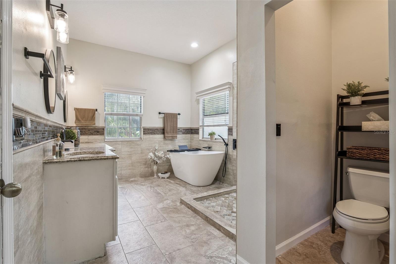 383 EAGLE CREEK CIR, LAKE MARY, FL, 32746