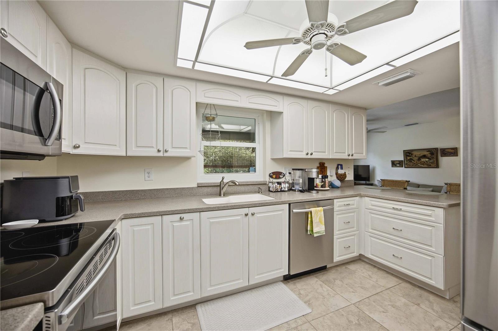 21351 BASSETT AVE, PORT CHARLOTTE, FL, 33952