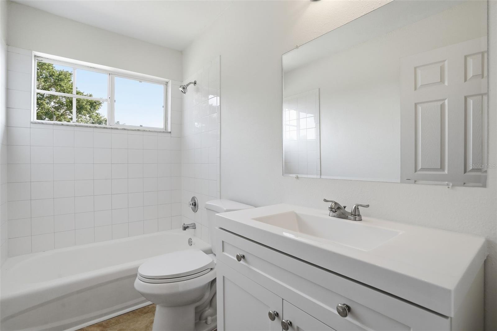 12639 LONGCREST DR, RIVERVIEW, FL, 33579