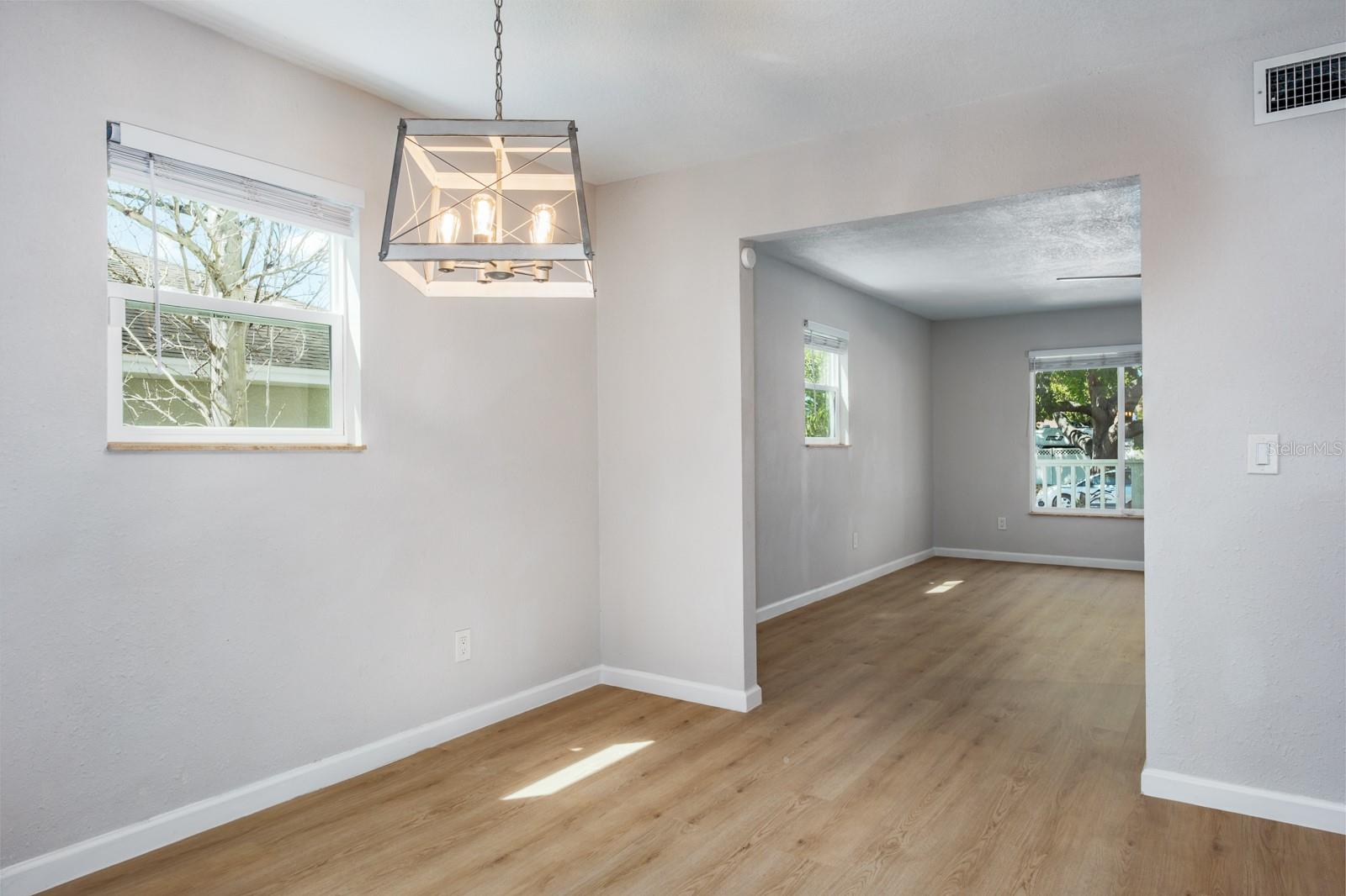 4228 37TH AVE N, ST PETERSBURG, FL, 33713