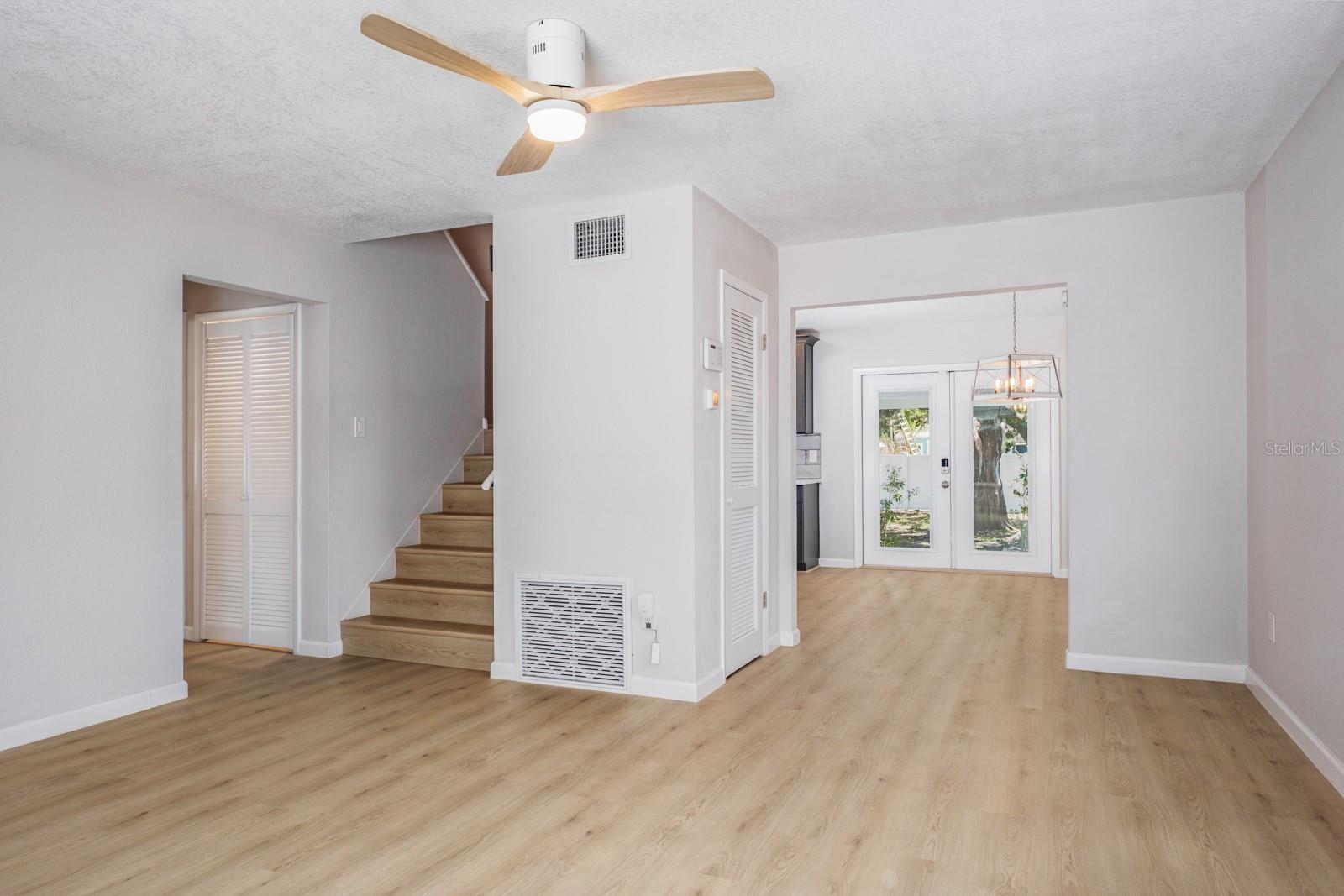 4228 37TH AVE N, ST PETERSBURG, FL, 33713