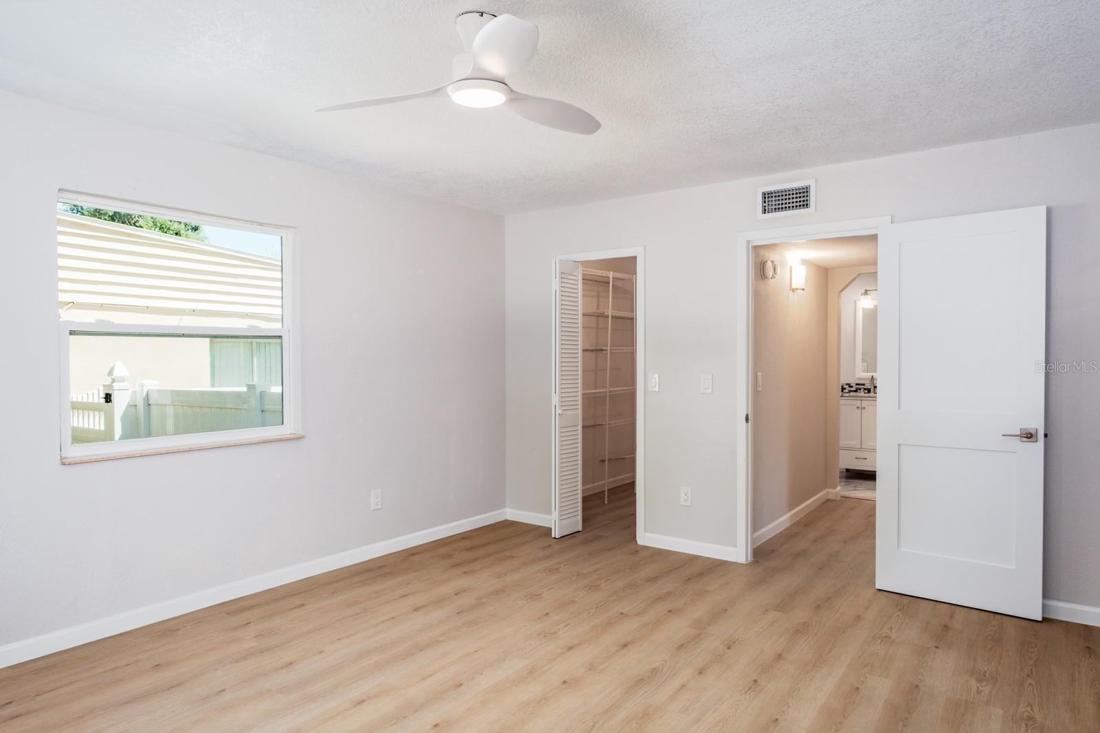 4228 37TH AVE N, ST PETERSBURG, FL, 33713