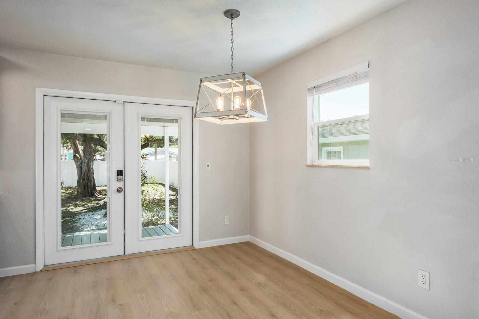 4228 37TH AVE N, ST PETERSBURG, FL, 33713