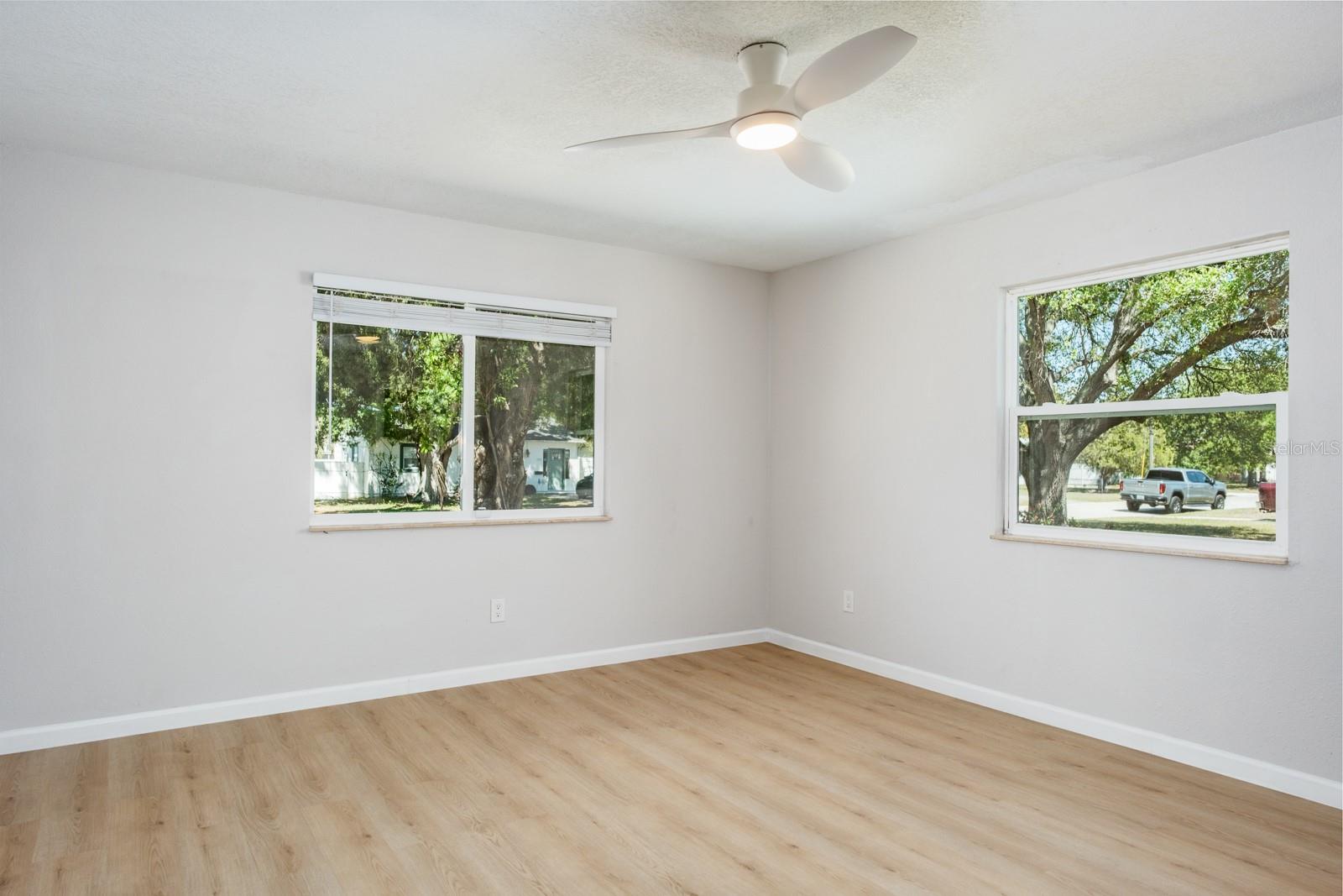 4228 37TH AVE N, ST PETERSBURG, FL, 33713