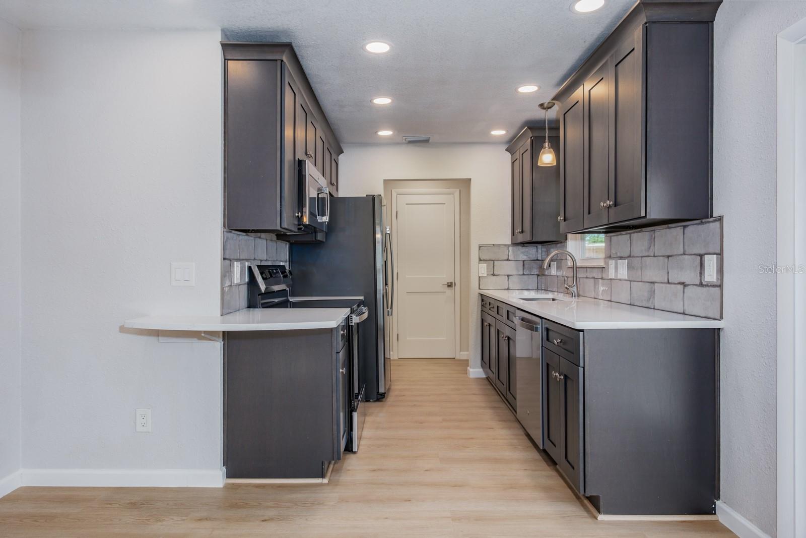 4228 37TH AVE N, ST PETERSBURG, FL, 33713