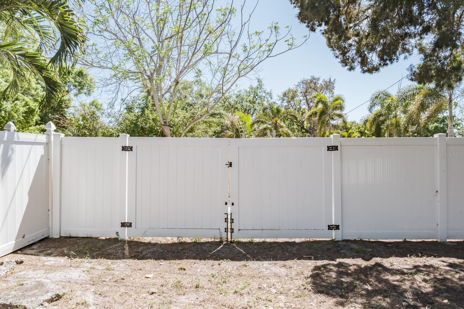 4228 37TH AVE N, ST PETERSBURG, FL, 33713