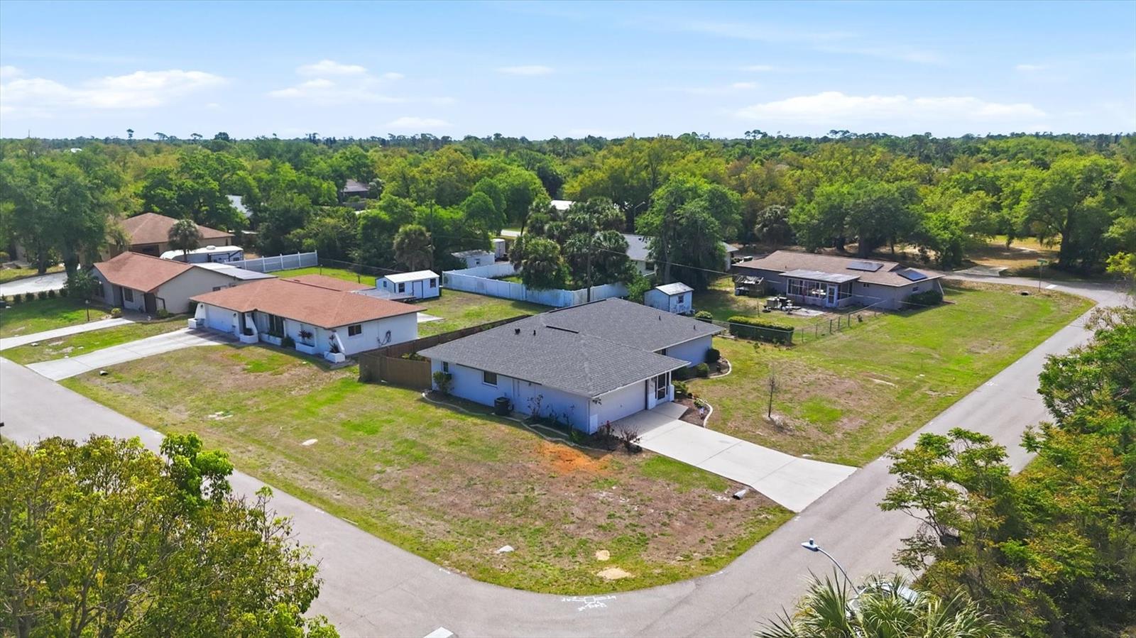 2084 LEISURE ST, PORT CHARLOTTE, FL, 33948