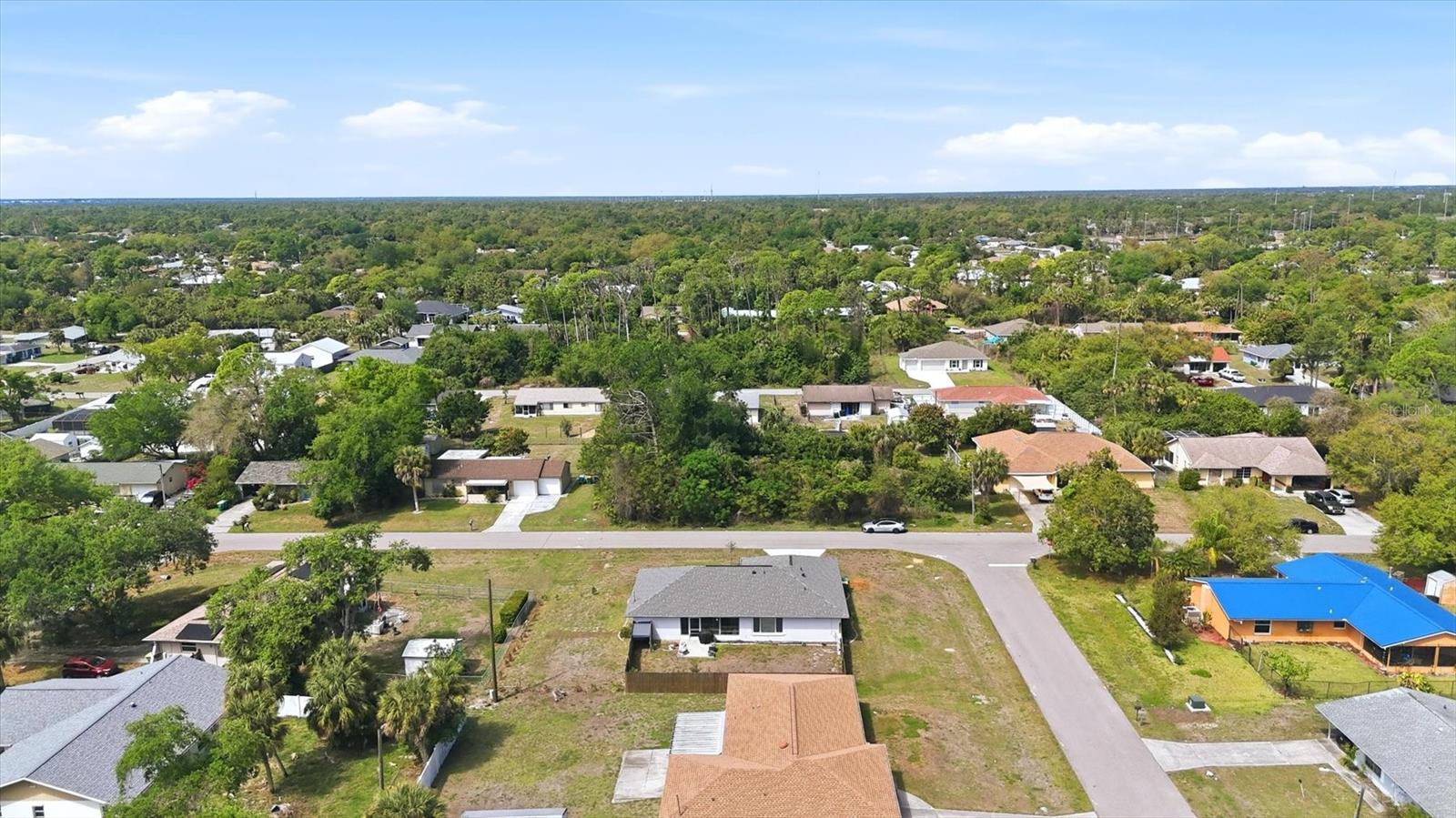 2084 LEISURE ST, PORT CHARLOTTE, FL, 33948