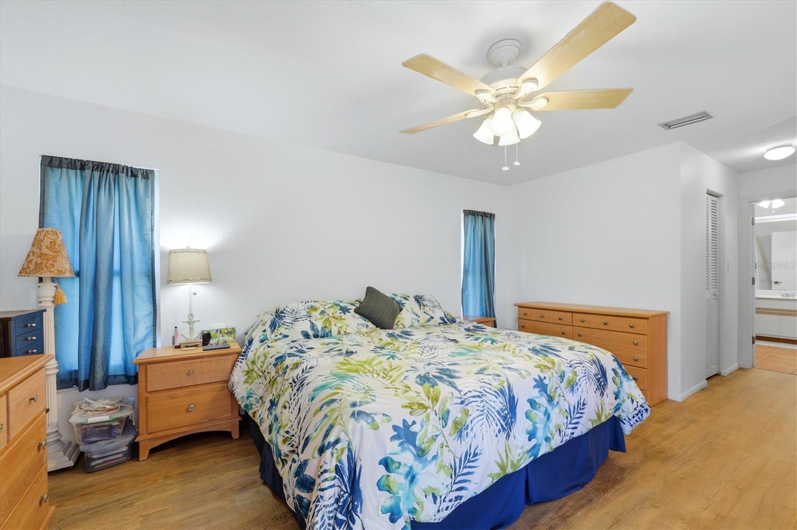 2084 LEISURE ST, PORT CHARLOTTE, FL, 33948