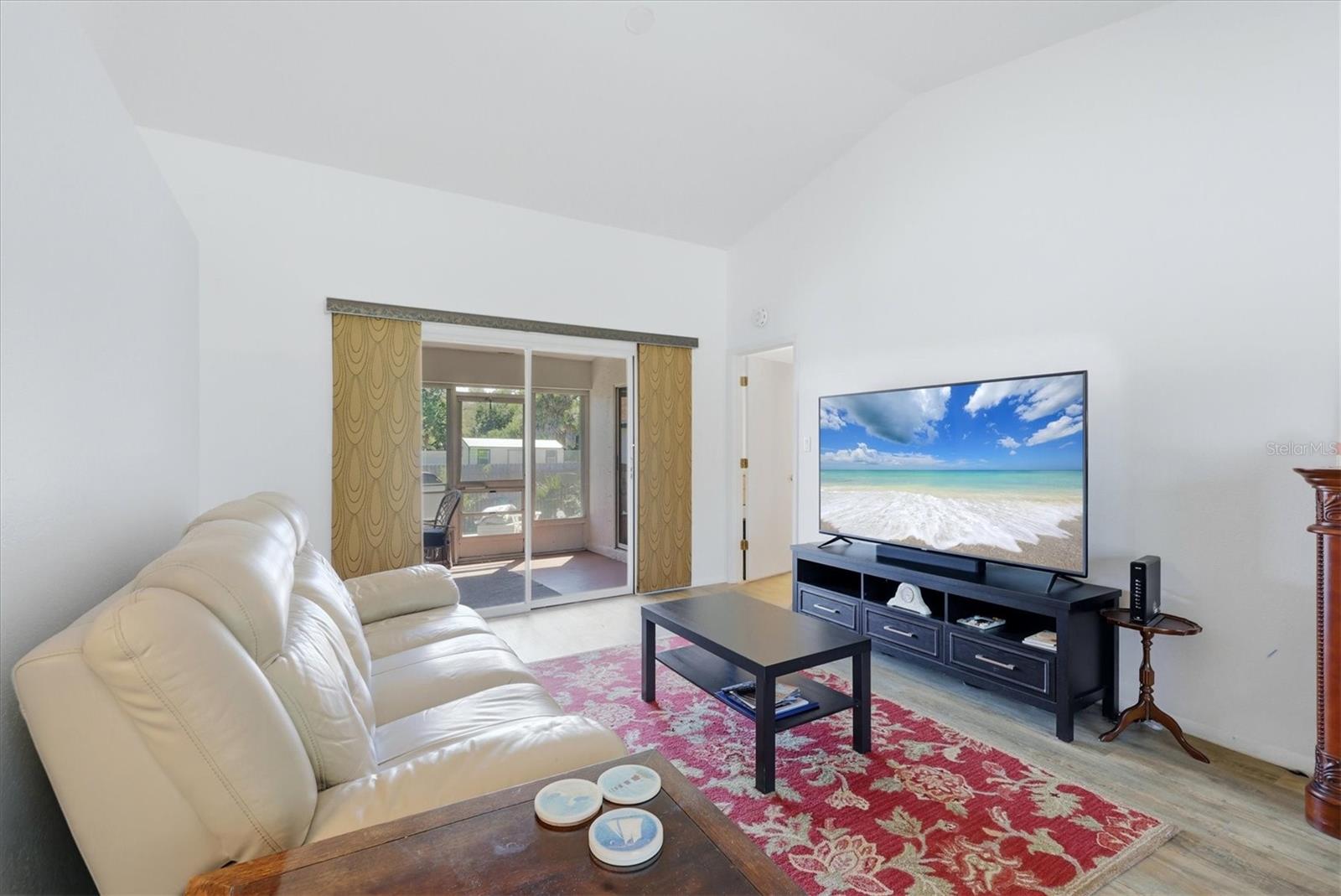 2084 LEISURE ST, PORT CHARLOTTE, FL, 33948
