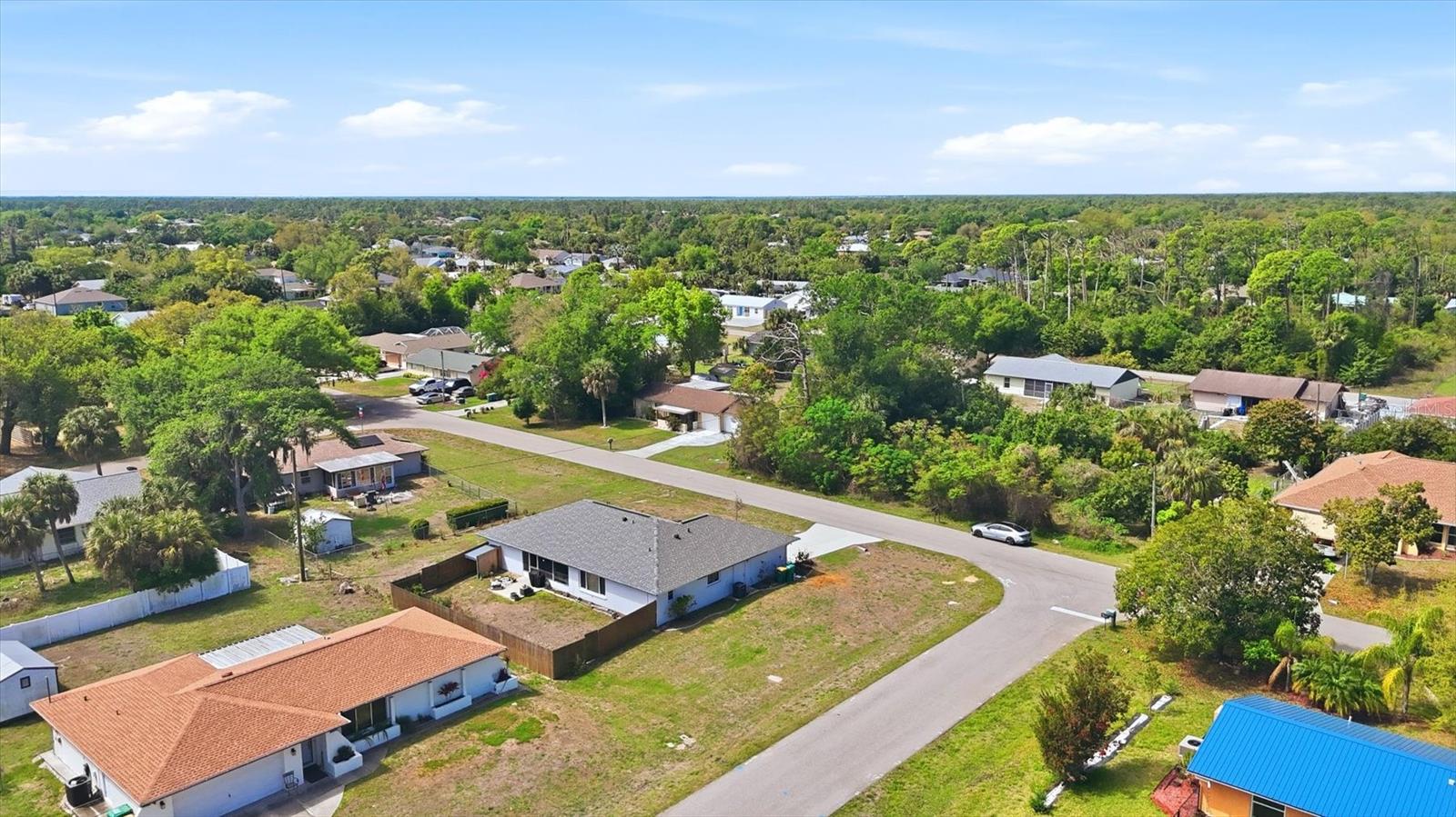 2084 LEISURE ST, PORT CHARLOTTE, FL, 33948