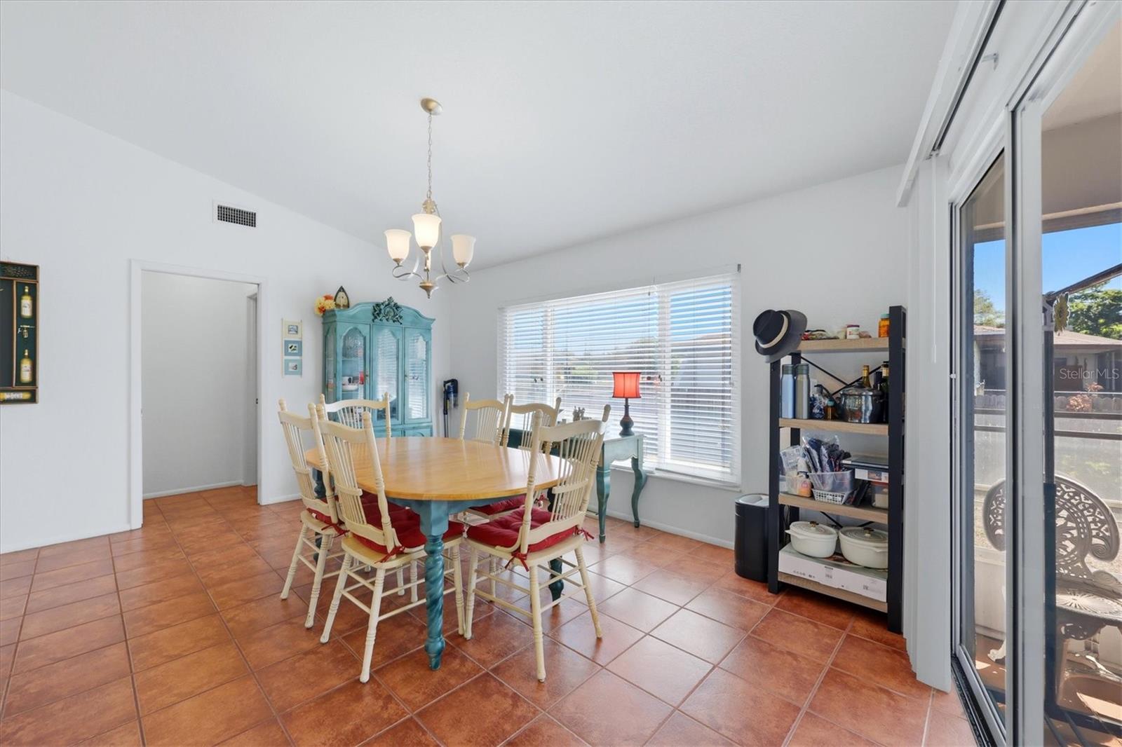 2084 LEISURE ST, PORT CHARLOTTE, FL, 33948