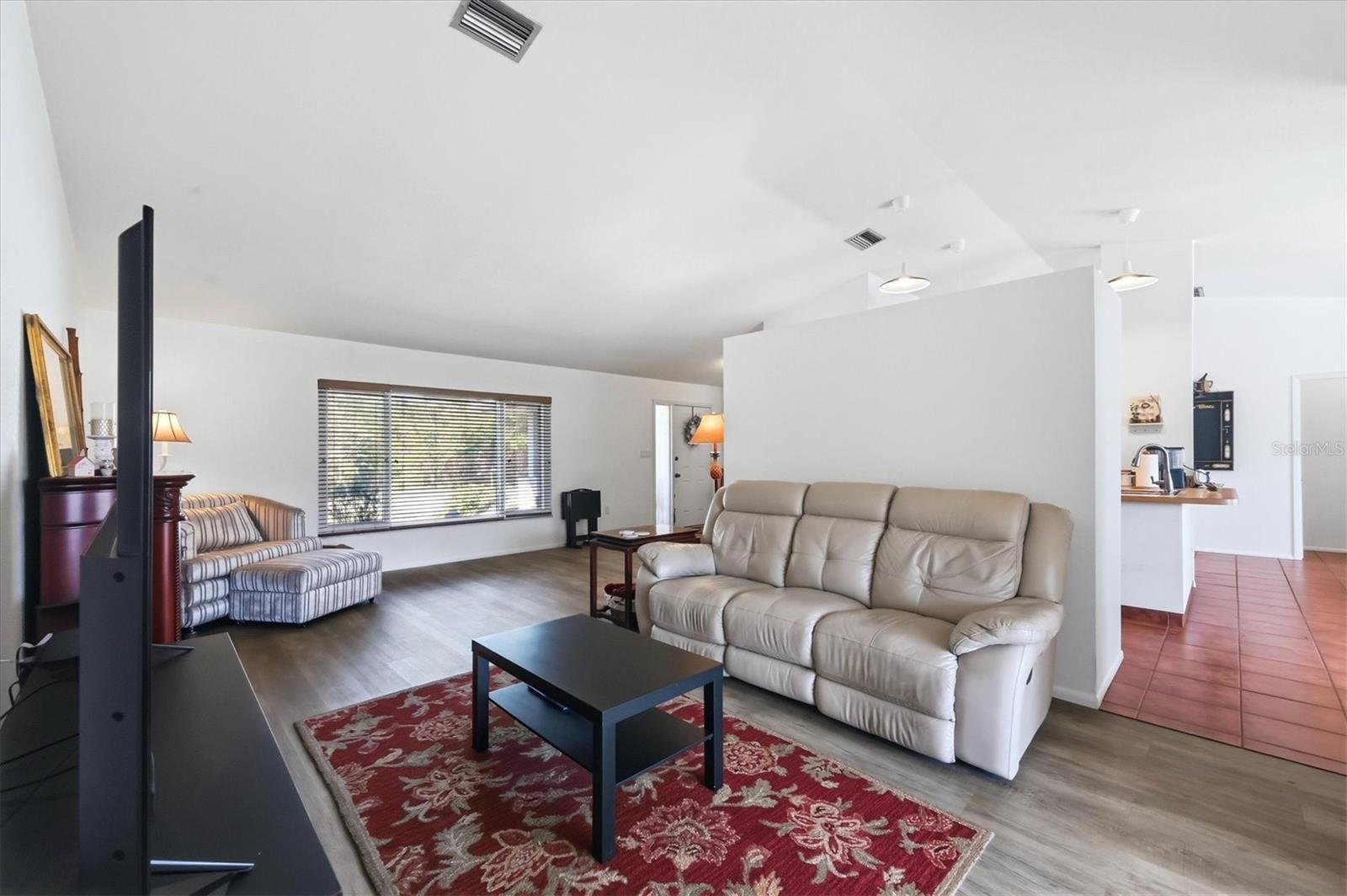 2084 LEISURE ST, PORT CHARLOTTE, FL, 33948