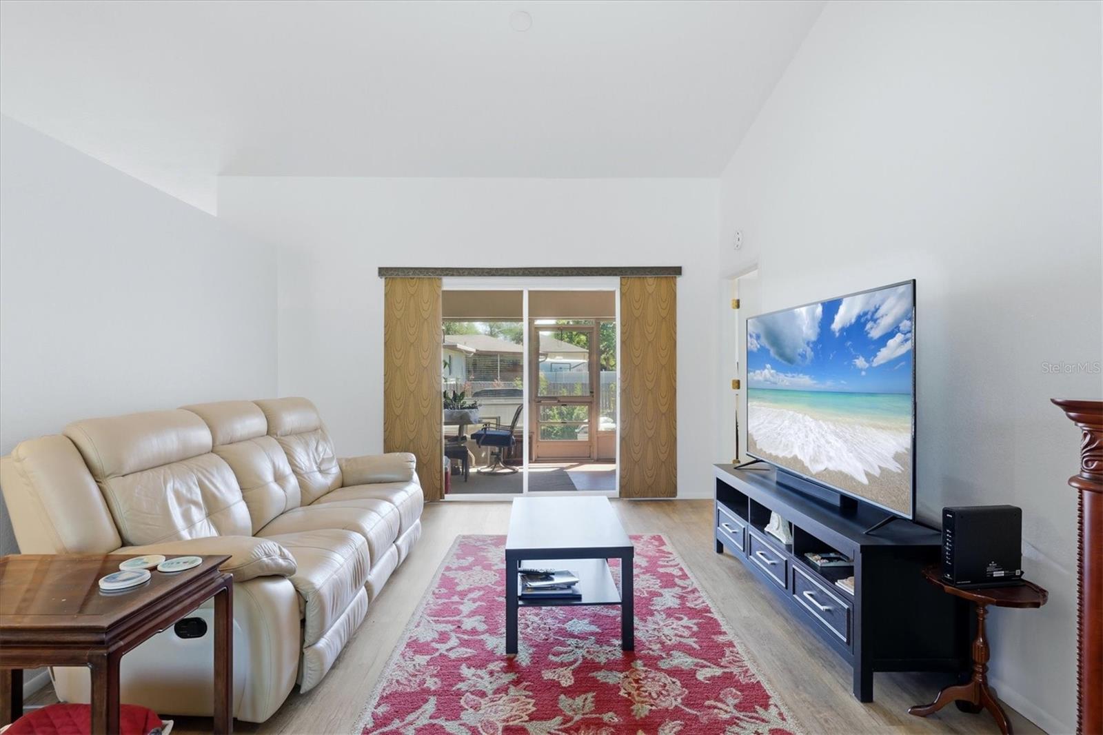 2084 LEISURE ST, PORT CHARLOTTE, FL, 33948