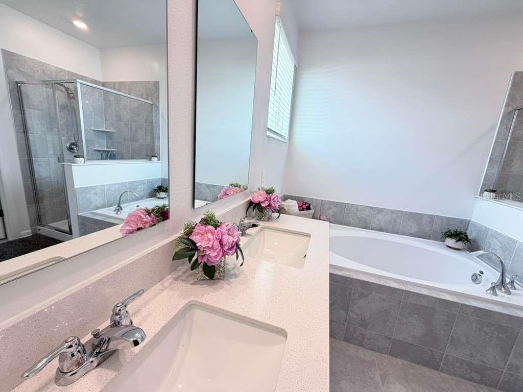 225 BOGEY DR, DAVENPORT, FL, 33896