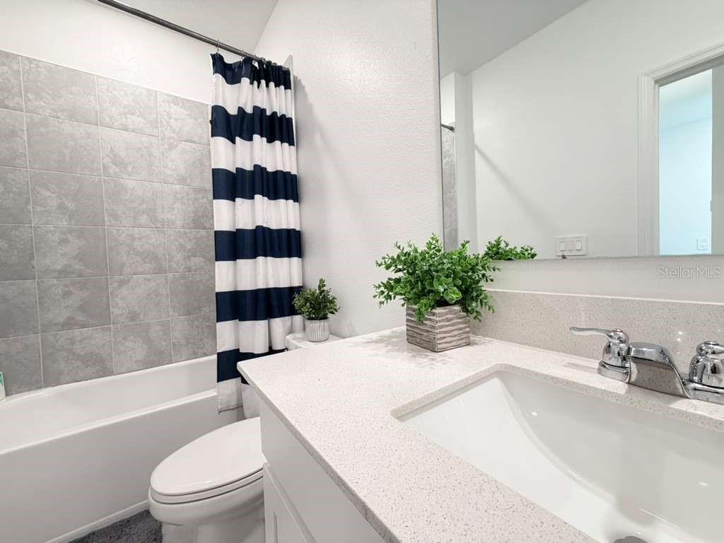 225 BOGEY DR, DAVENPORT, FL, 33896