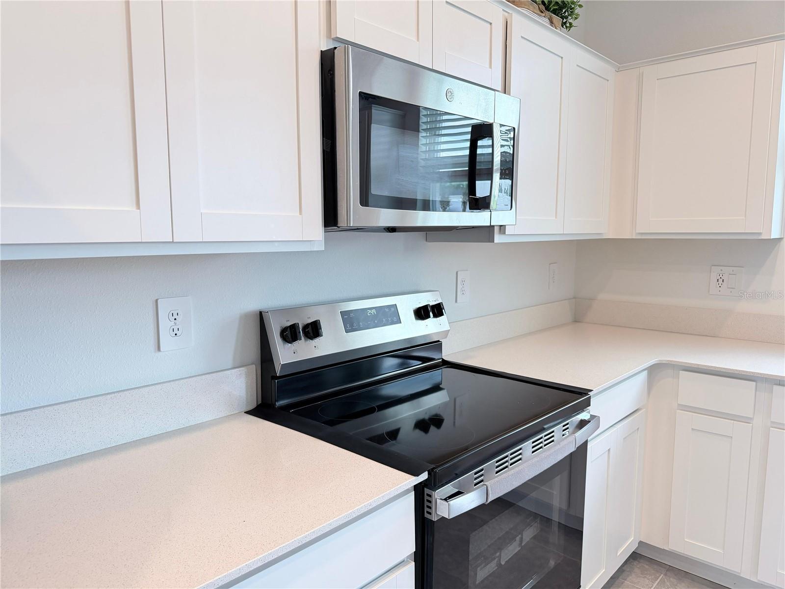 225 BOGEY DR, DAVENPORT, FL, 33896