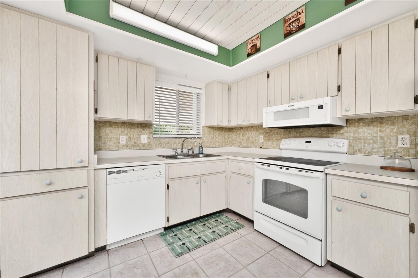 3972 OVERLOOK BND #28, SARASOTA, FL, 34232
