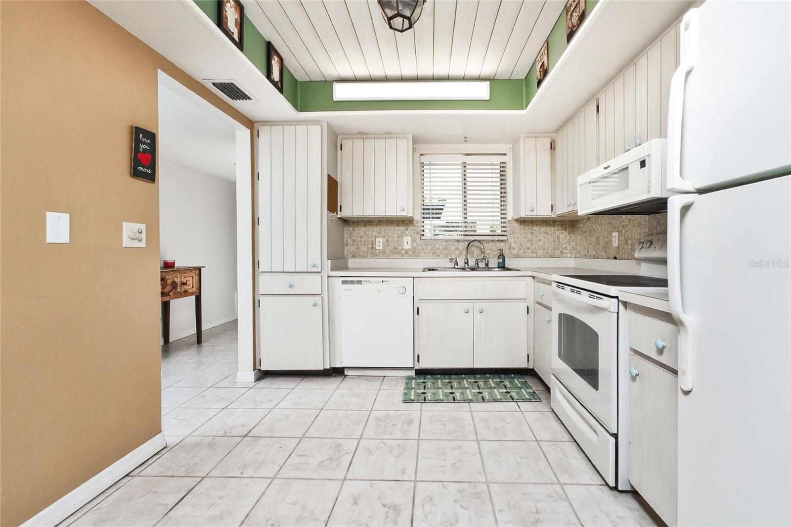 3972 OVERLOOK BND #28, SARASOTA, FL, 34232