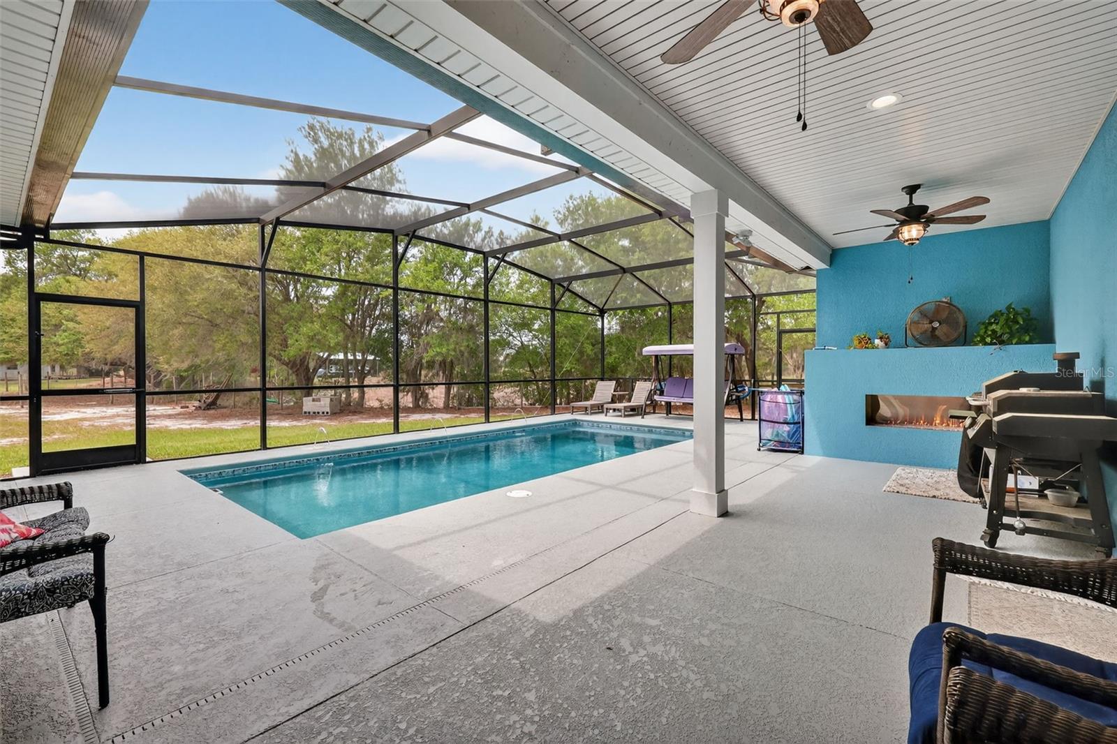 22431 LOOP RD, GROVELAND, FL, 34736