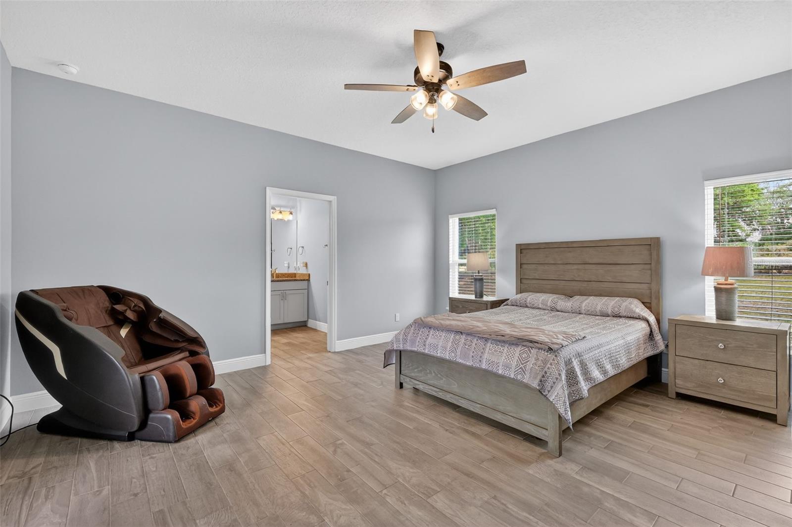 22431 LOOP RD, GROVELAND, FL, 34736