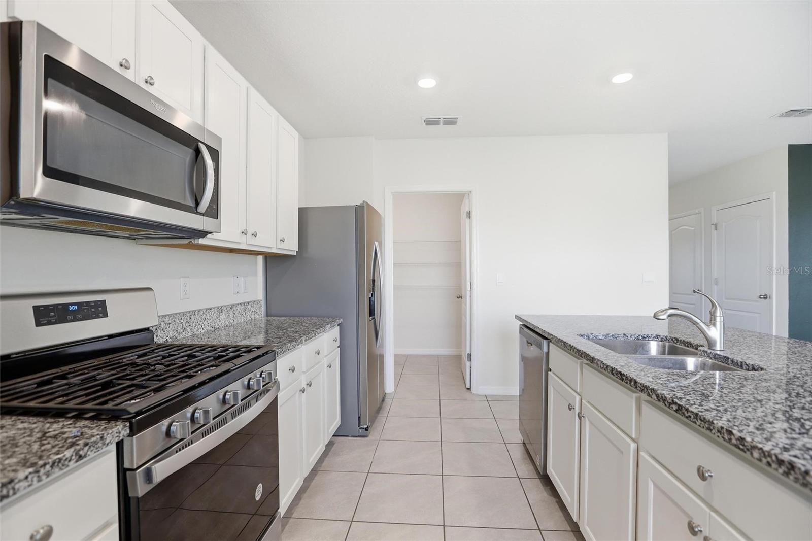 531 LAZIO CIR, DEBARY, FL, 32713