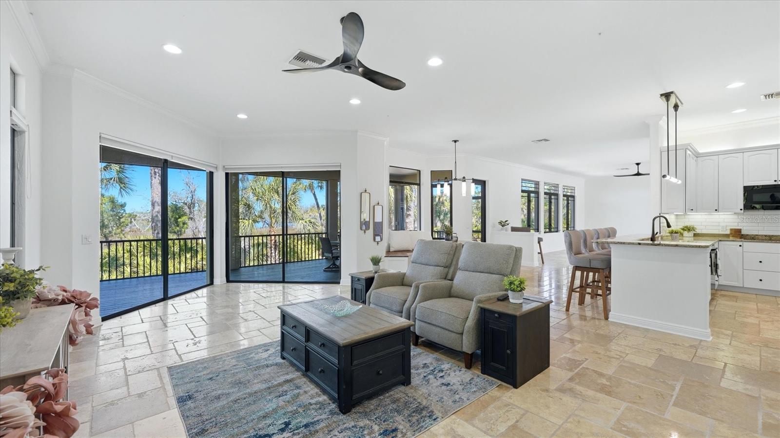 5935 RIVER FOREST CIR, BRADENTON, FL, 34203