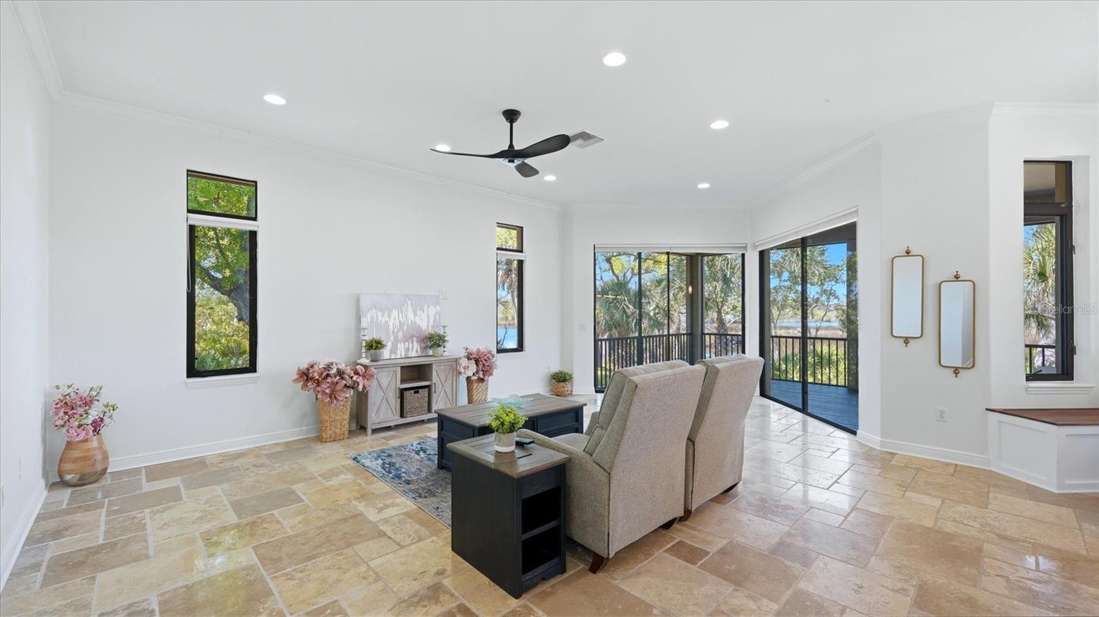 5935 RIVER FOREST CIR, BRADENTON, FL, 34203