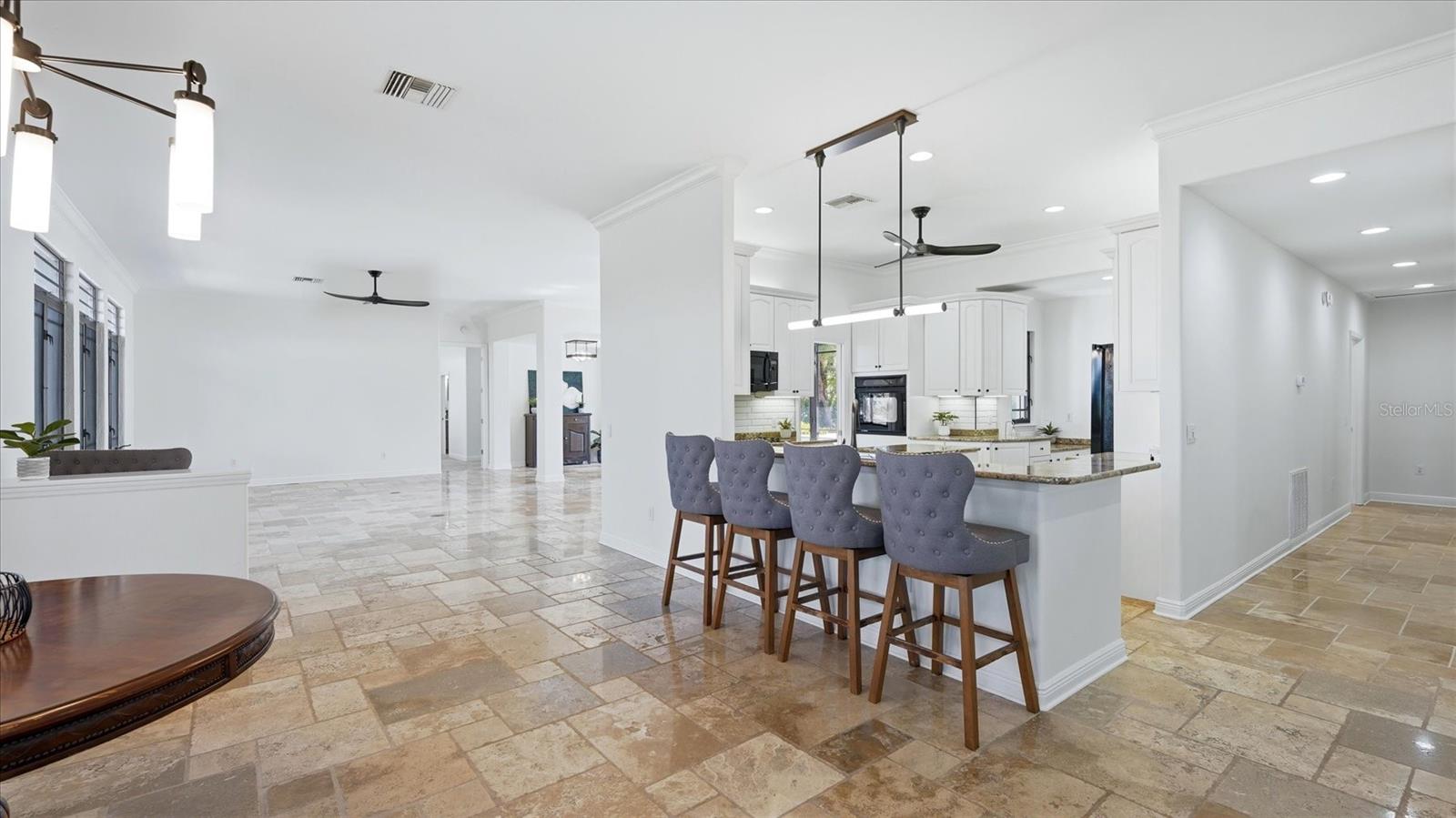 5935 RIVER FOREST CIR, BRADENTON, FL, 34203