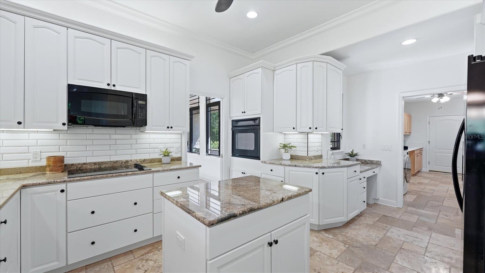 5935 RIVER FOREST CIR, BRADENTON, FL, 34203
