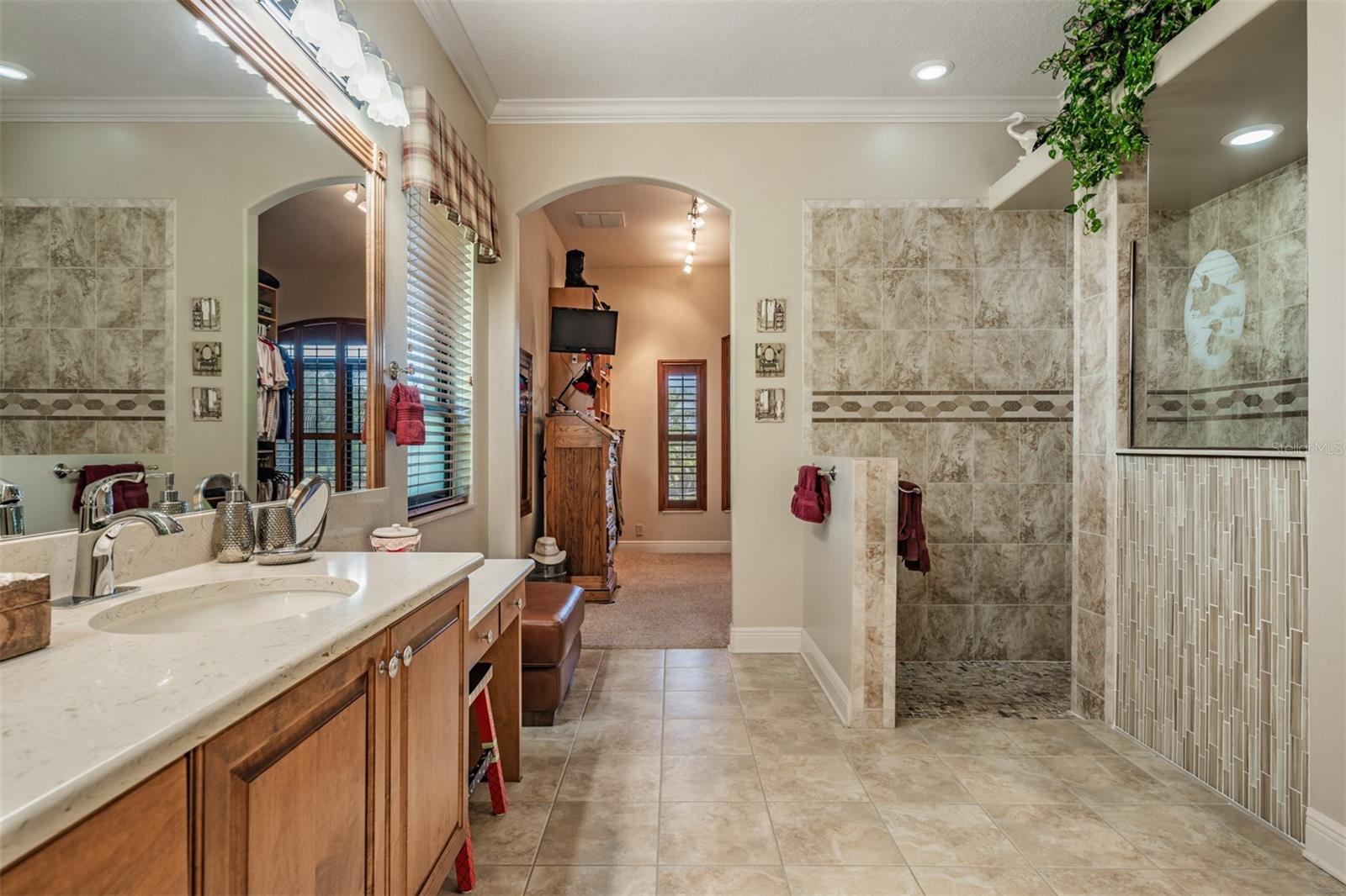 34115 AMERICANA AVE, DADE CITY, FL, 33525