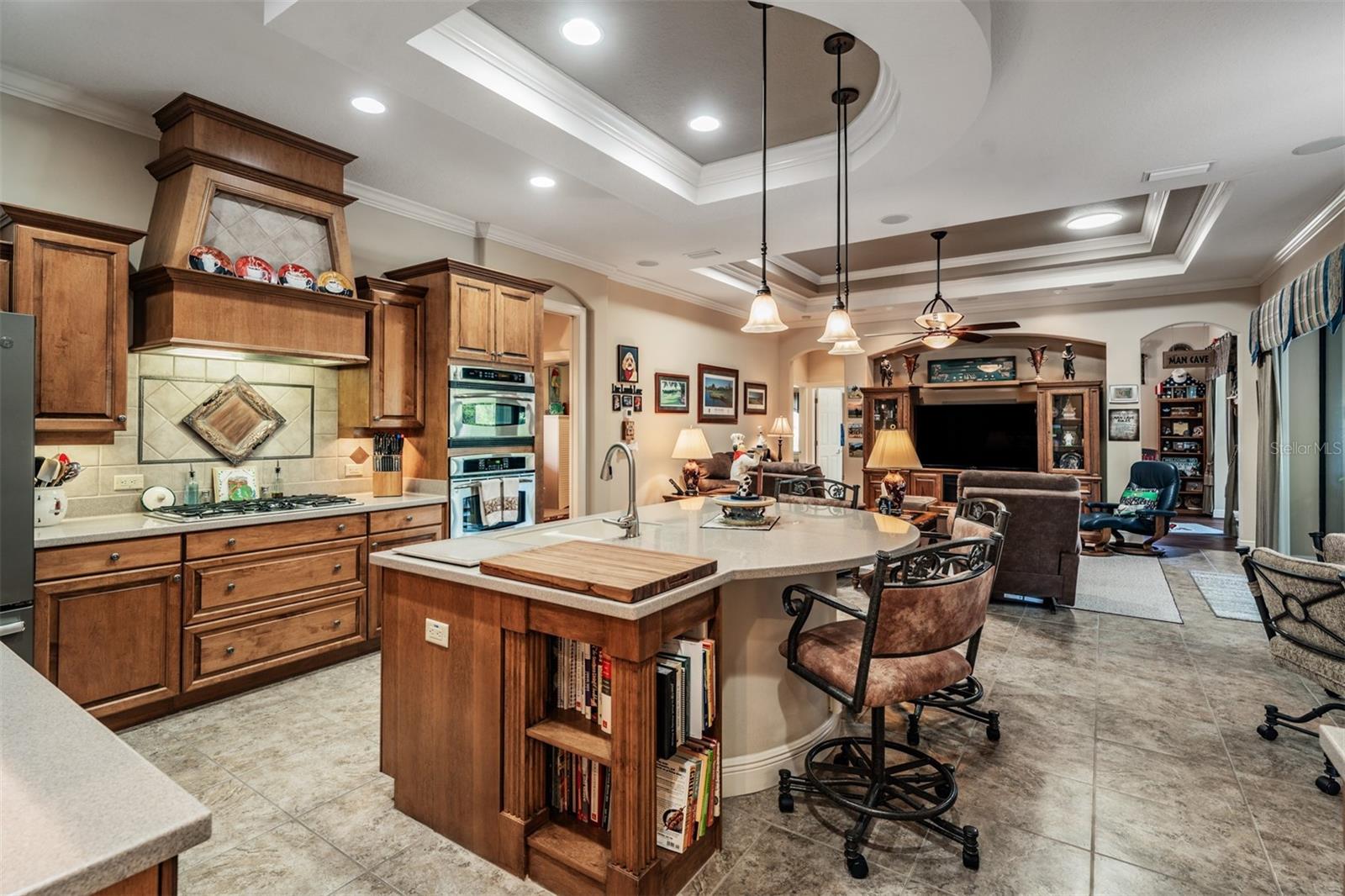 34115 AMERICANA AVE, DADE CITY, FL, 33525