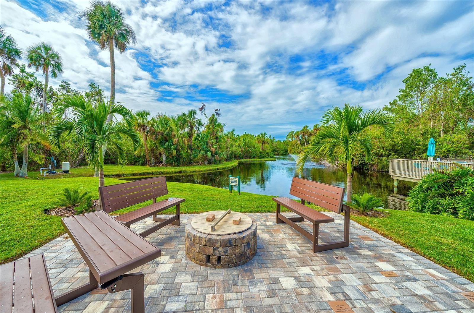 135 WOODLAND PL, OSPREY, FL, 34229